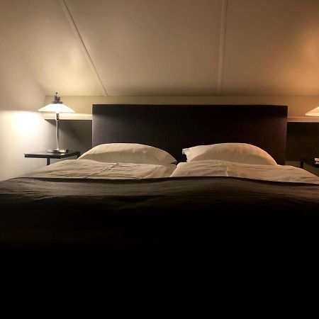 Bed And Breakfast De Biesbosch - In 'T Riet Drimmelen Eksteriør bilde