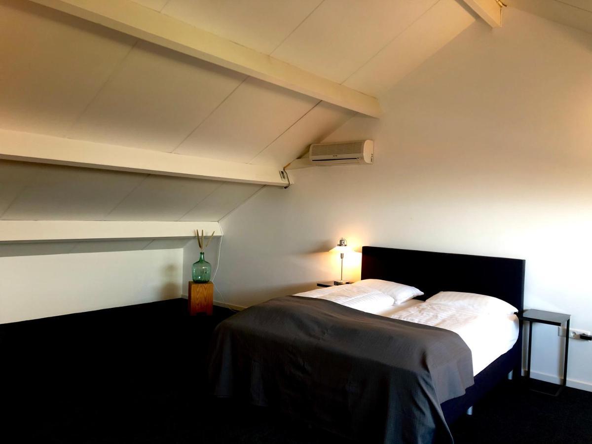 Bed And Breakfast De Biesbosch - In 'T Riet Drimmelen Eksteriør bilde